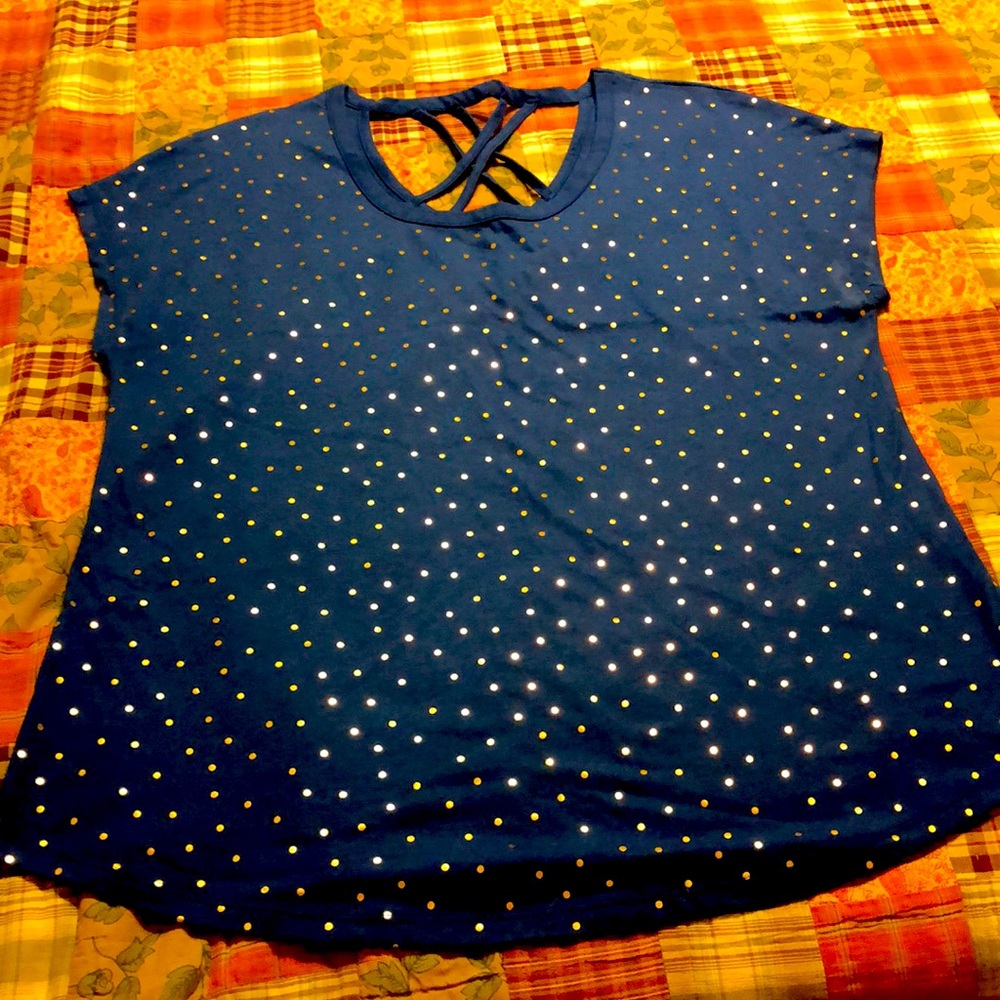 New never worn shirt